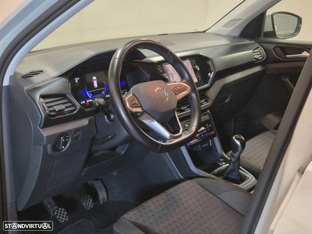 VW T-Cross 1.0 TSI Life - 30