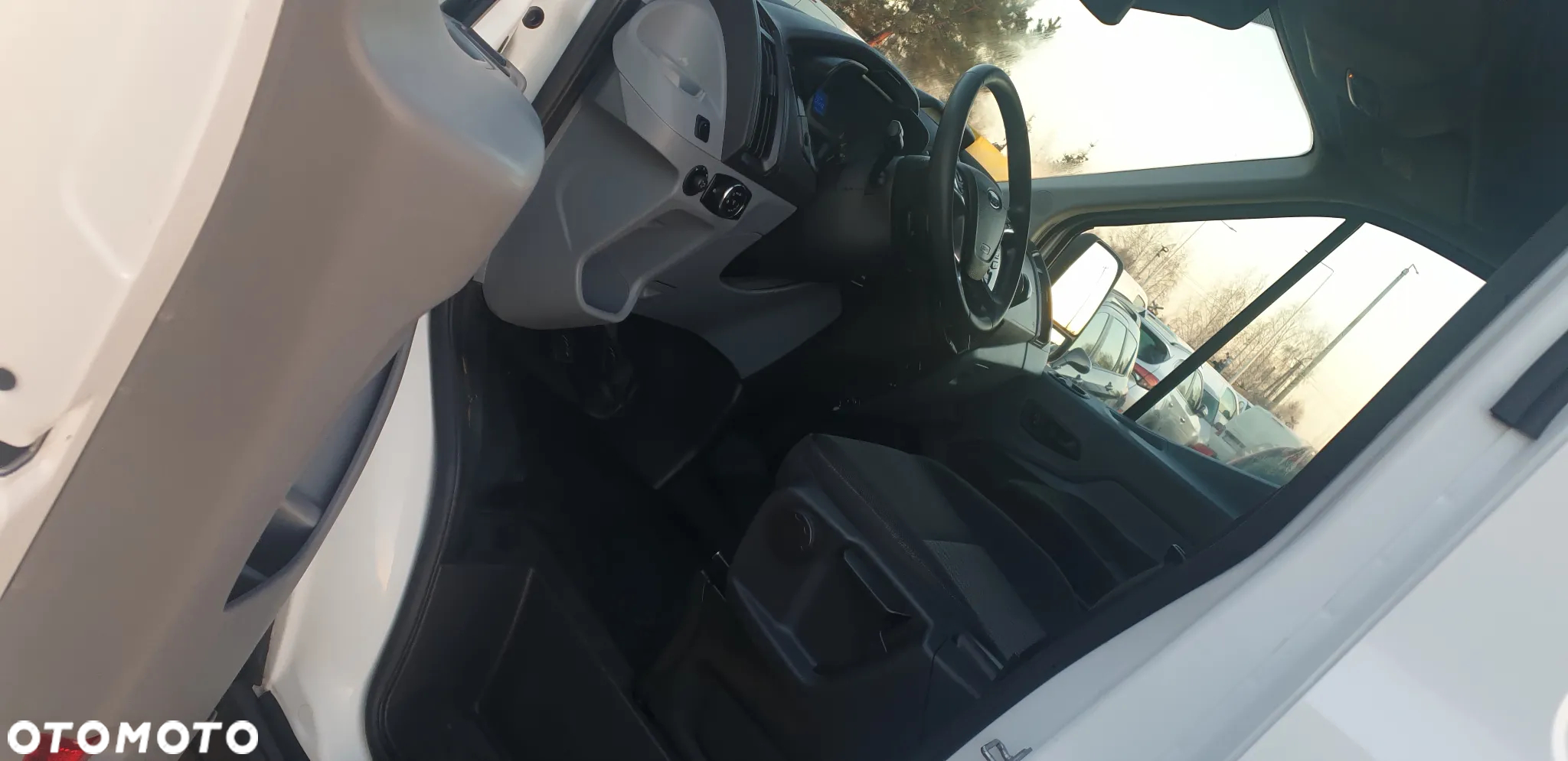 Ford Transit - 10