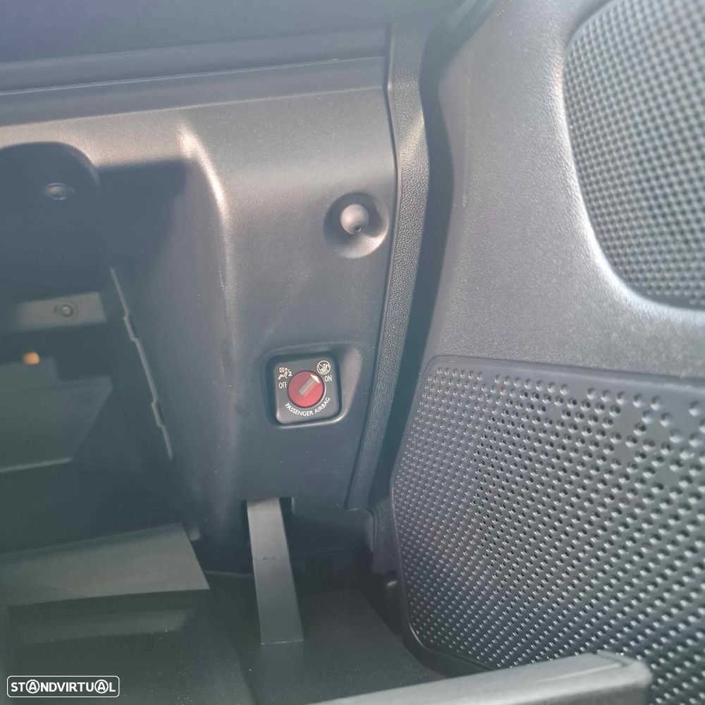 Peugeot 208 1.6 BlueHDi Allure - 29