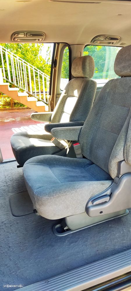 Kia Carnival 2.9 CRDi EX - 19
