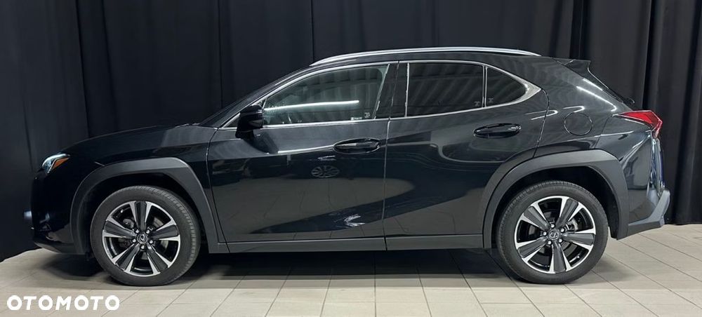 Lexus UX 250h Executive Line - 7