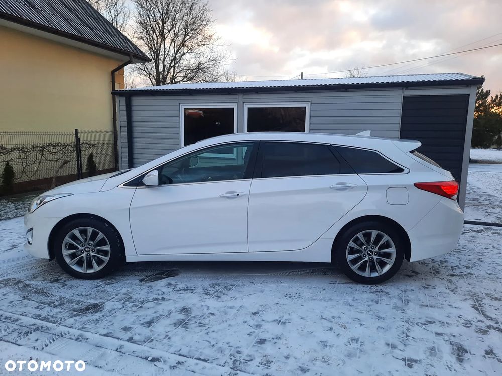 Hyundai i40 i40cw 1.7 CRDi Automatik Fifa World Cup Edition - 3