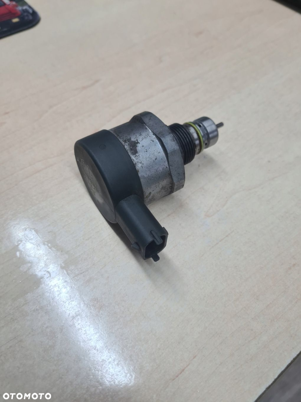 ZAWÓR REGULATOR CIŚNIENIA LISTWY PALIWA FORD F-MAX 500 GC46 9H321 BA - 3