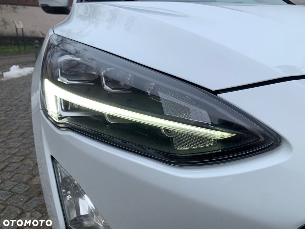 Ford Focus 2.0 EcoBlue Titanium - 11