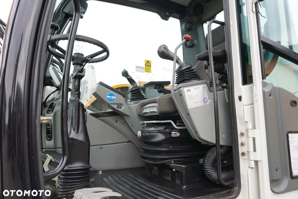 Liebherr 910 Rototilt + Szczypce - 21