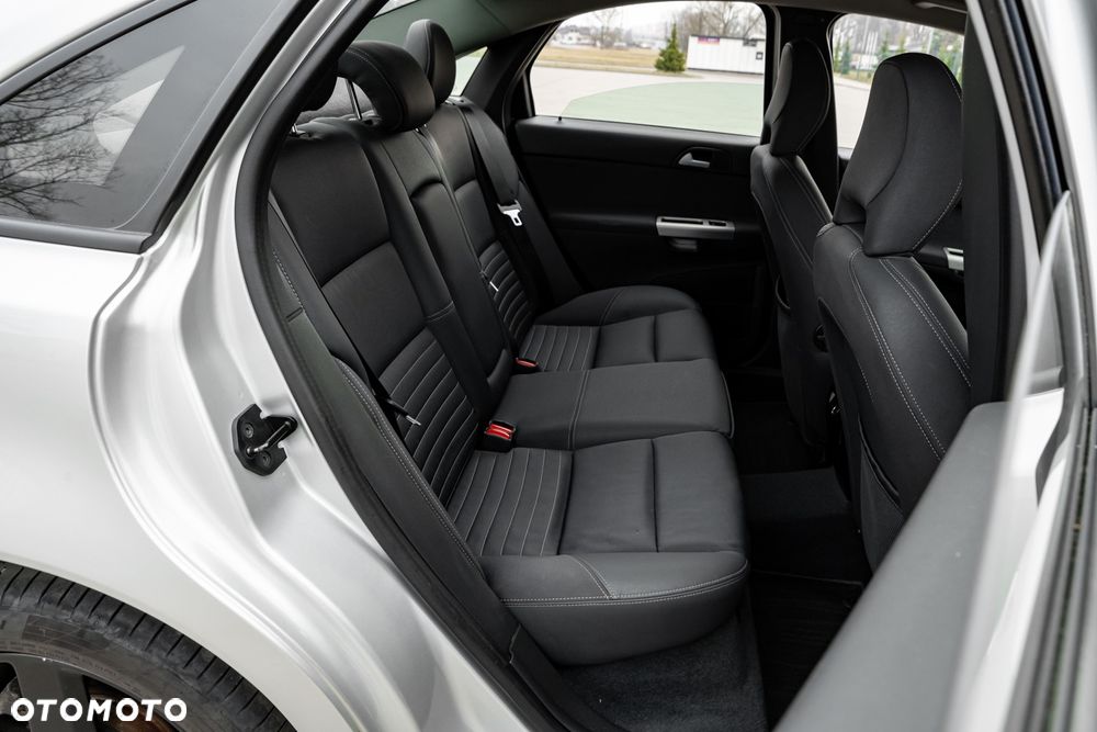 Volvo S40 T5 Momentum - 7