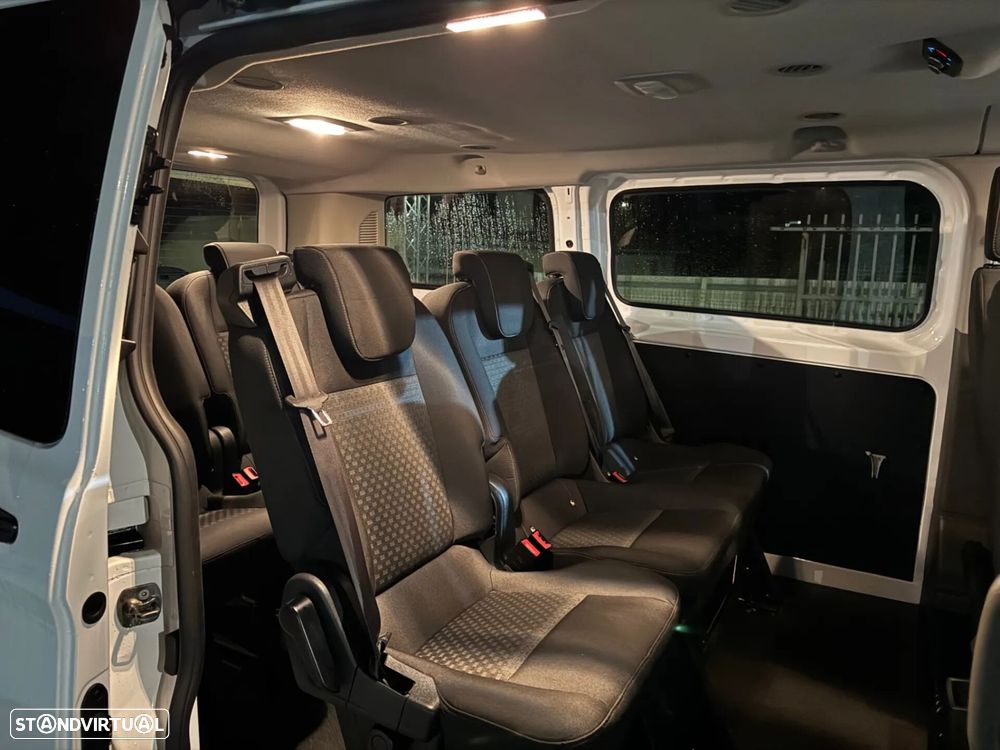 Ford Transit Custom - 11