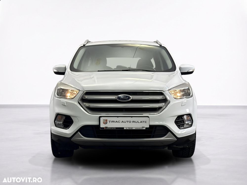 Ford Kuga - 9