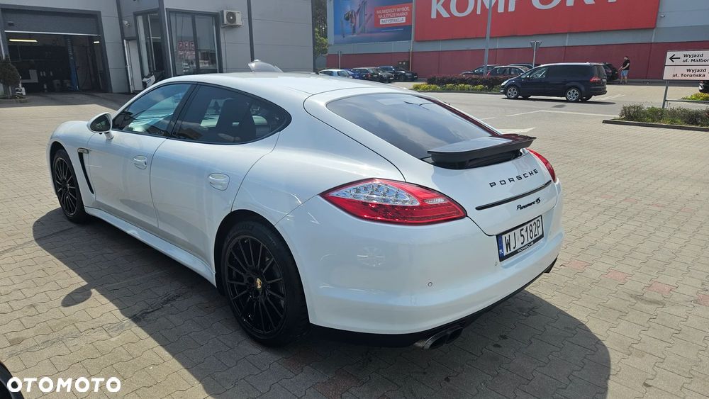 Porsche Panamera 4S - 2