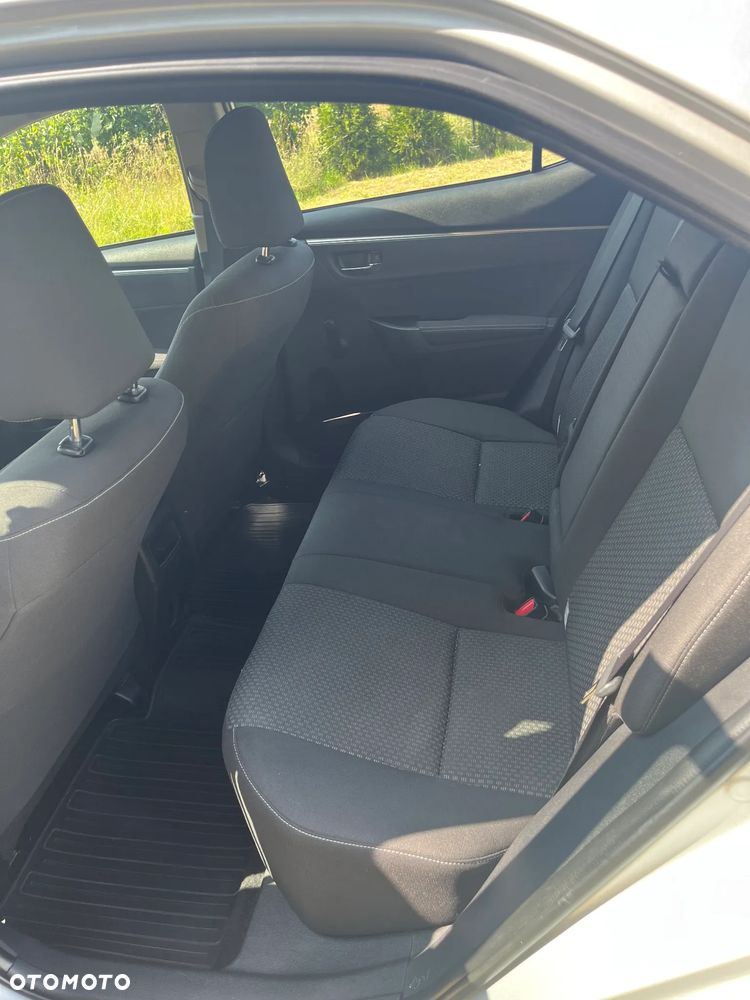 Toyota Corolla 1.6 Comfort - 16