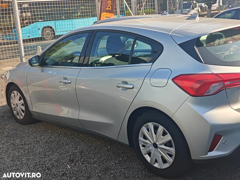 Ford Focus 1.5 EcoBlue Start-Stopp-System COOL&CONNECT - 3