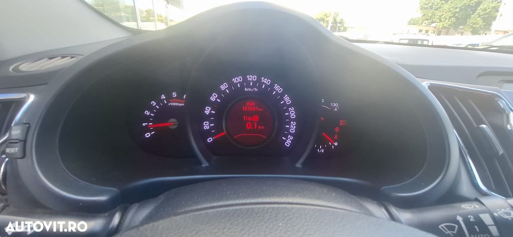 Kia Sportage 2.0 DSL MT 4x4 STYLE - 13