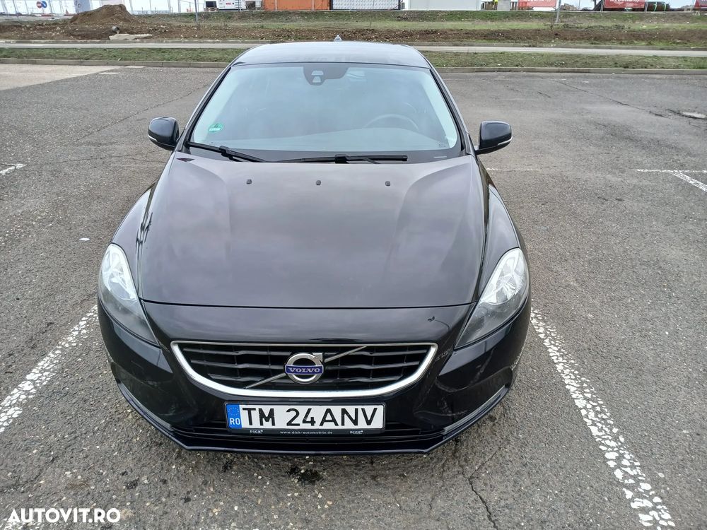 Volvo V40 D2 Momentum - 3
