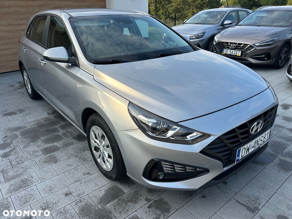 Hyundai i30 1.5 DPI Classic + - 8