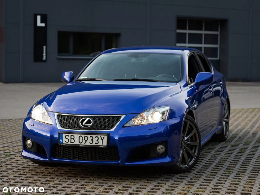 Lexus IS - 12
