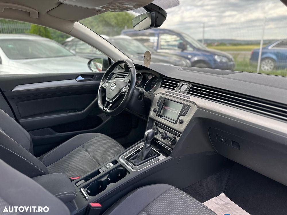 Volkswagen Passat 2.0 TDI SCR DSG - 12