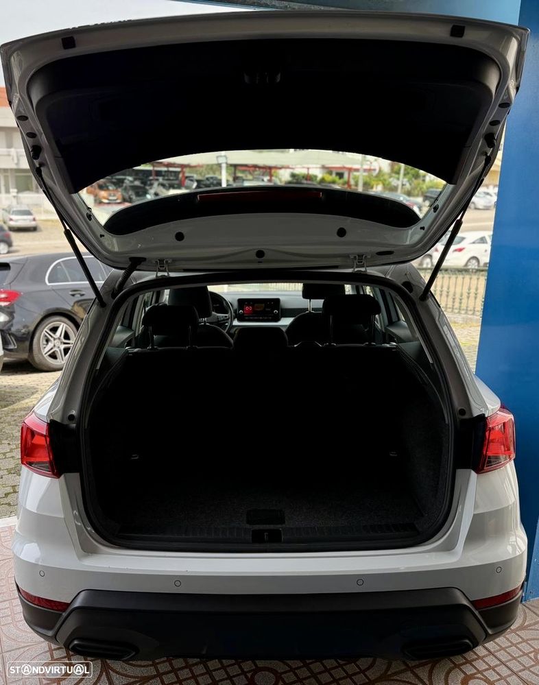 SEAT Arona 1.0 TSI Style DSG - 25