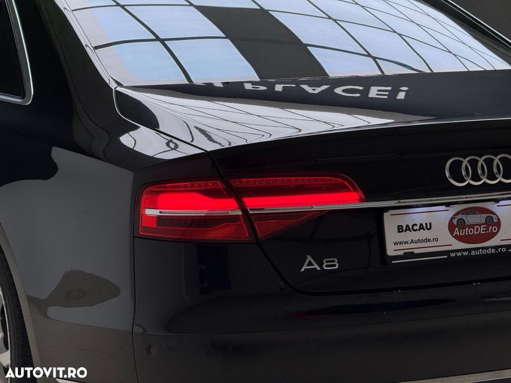 Audi A8 - 7