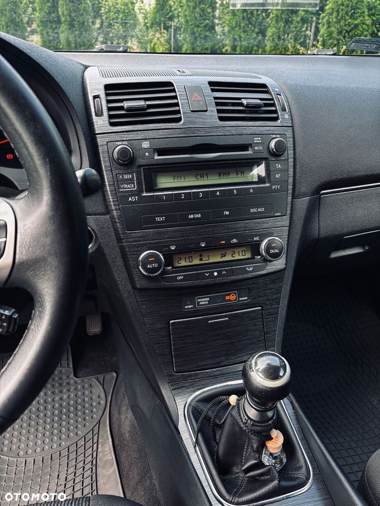 Toyota Avensis 2.0 D-4D Platinium - 11