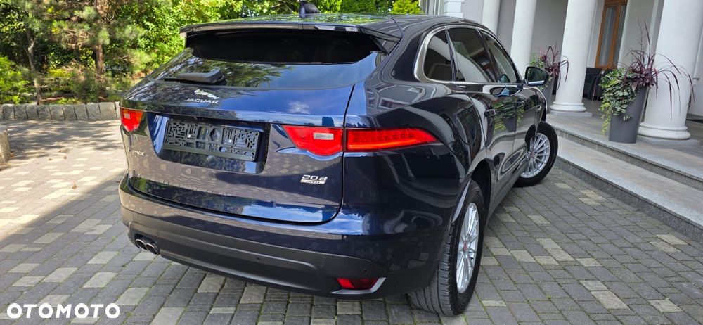 Jaguar F-Pace - 19