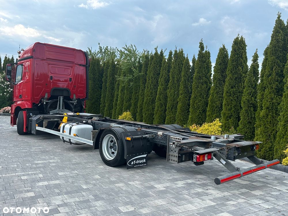 Mercedes-Benz / ACTROS / 1832 / MEGA / BDF / 159 000 tys.km. / - 23