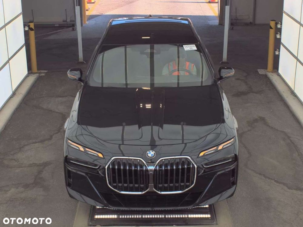 BMW Seria 7 - 2