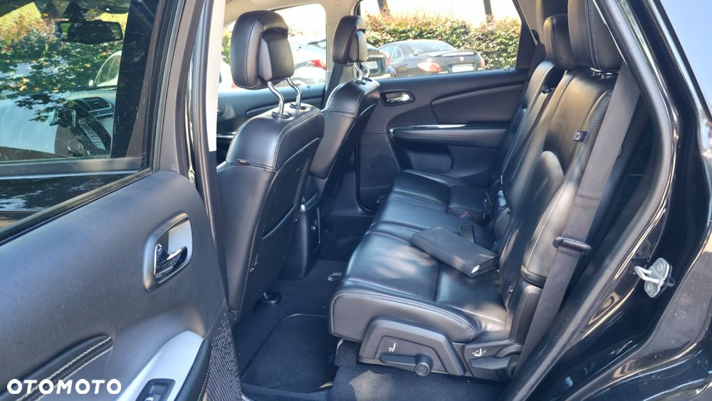 Fiat Freemont 2.0 Multijet Black Code AWD - 17