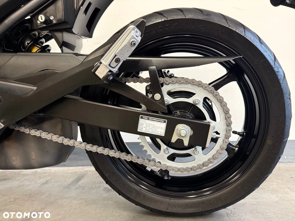 Yamaha XJ - 8