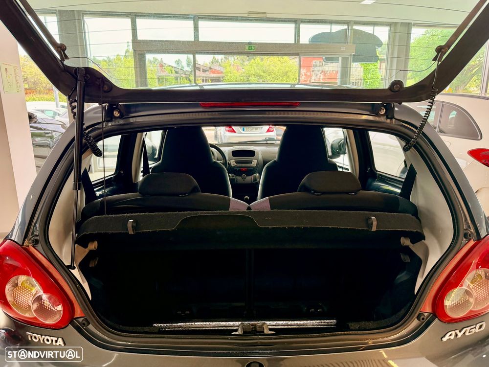 Toyota Aygo 1.0 + AC - 8