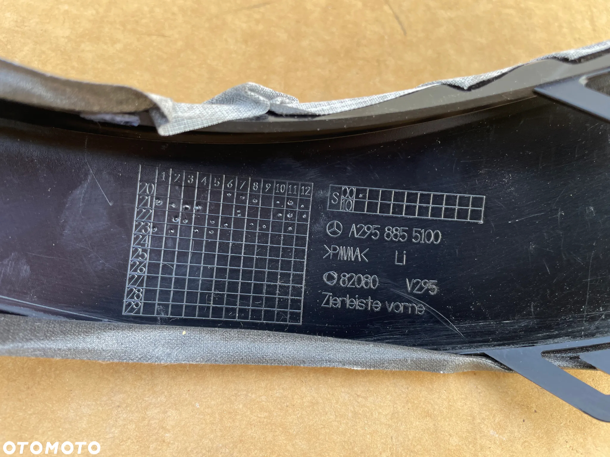 MERCEDES EQE W295 A2958855100 LEWA LISTWA NOWA ORYGINALNA ZDERZAKA PRZEDNIEGO CZARNA - 3