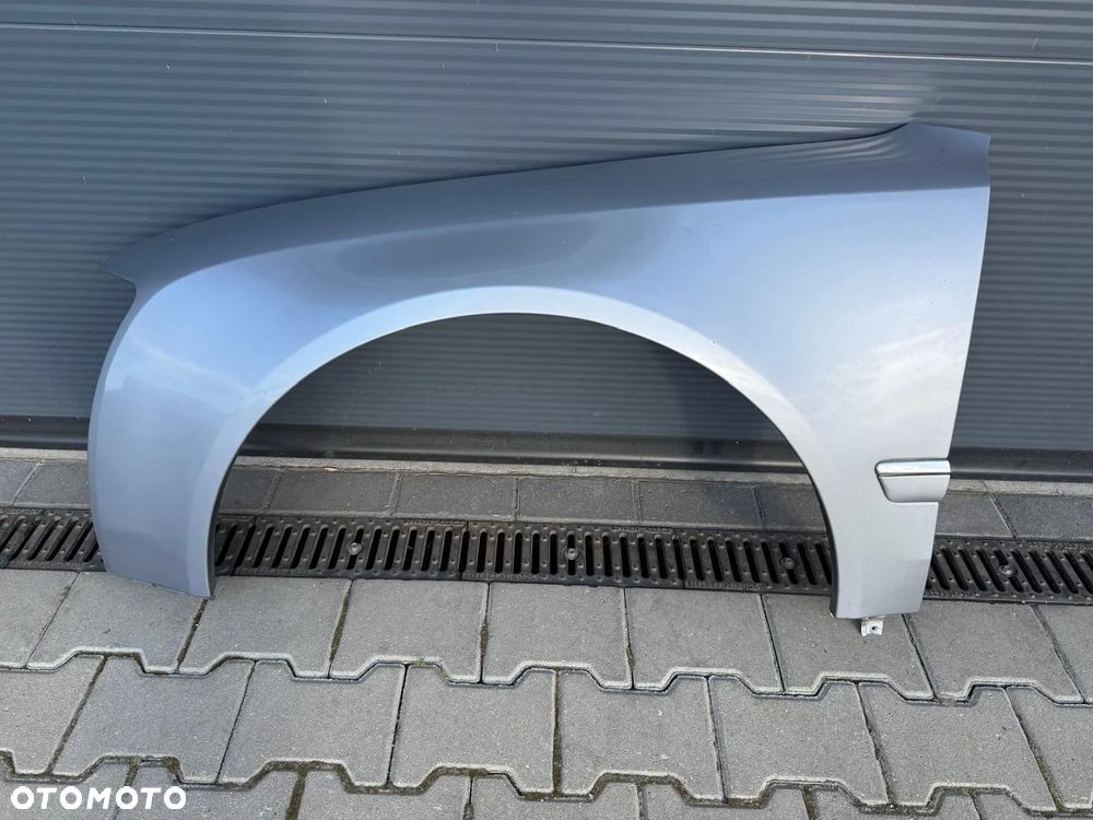 AUDI A8 D3 DRUGI LIFT 08-10 BŁOTNIK LEWY PRZÓD KOLOR LY7J - 1