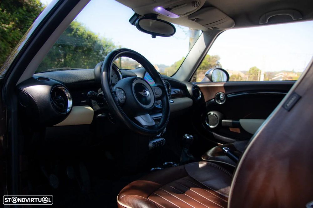 MINI Clubman Cooper D - 54