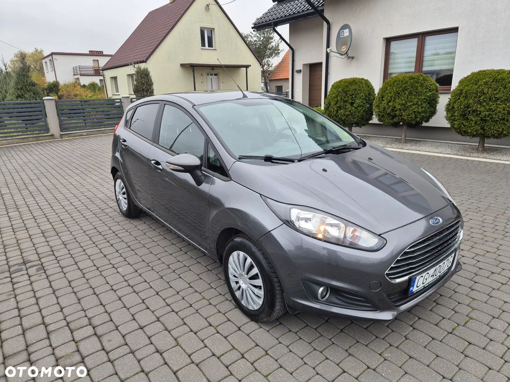 Ford Fiesta - 2