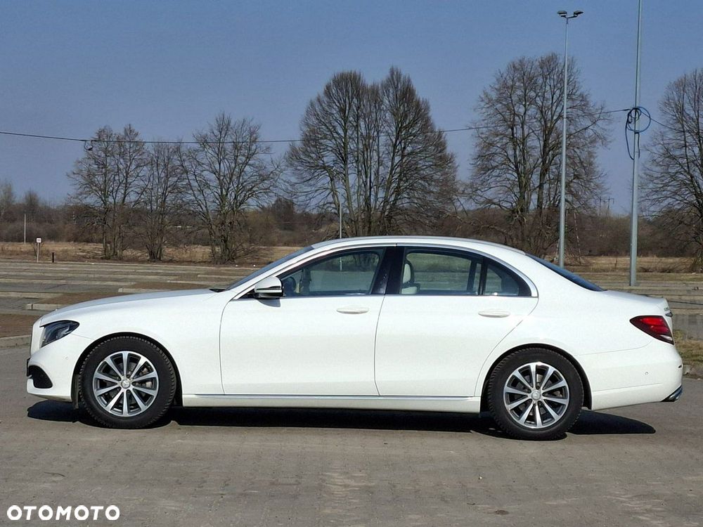 Mercedes-Benz Klasa E 220 d Business Edition 9G-TRONIC - 14