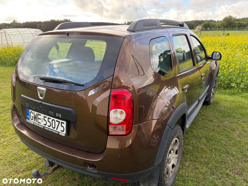 Dacia Duster 1.6 Laureate 4x4 - 4