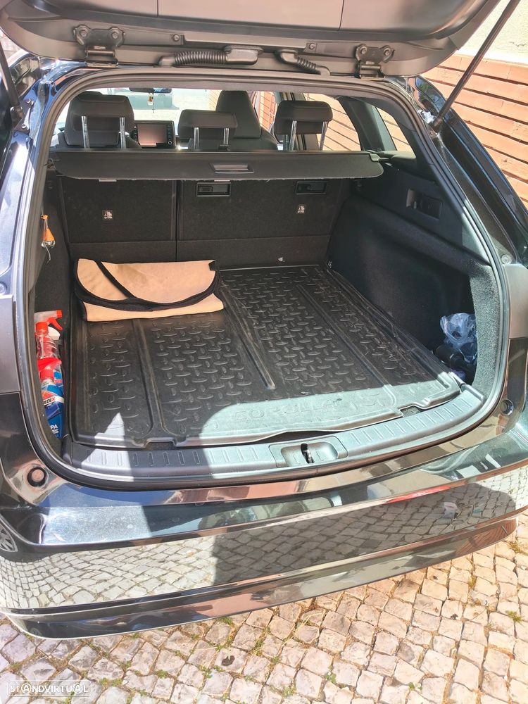 Toyota Corolla Touring Sports 1.8 Hybrid Comfort - 14