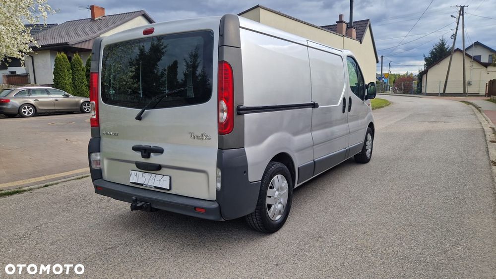 Renault Trafic - 13