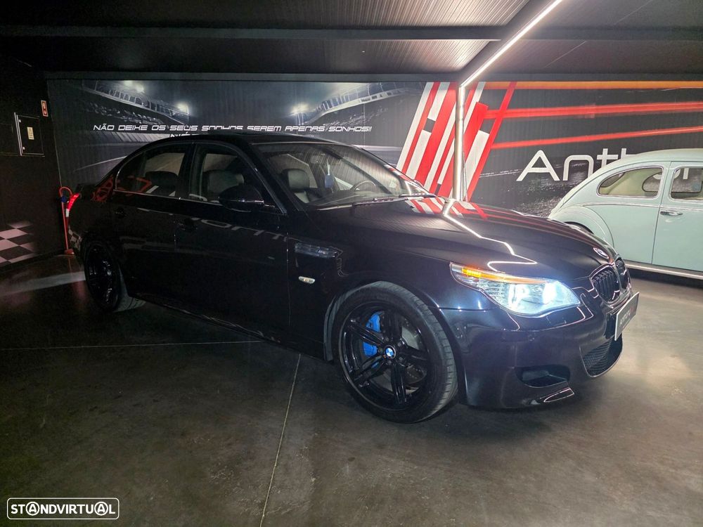 BMW M5 - 5