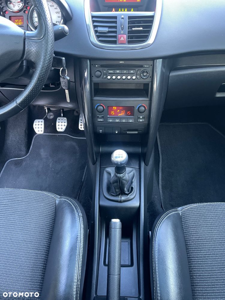 Peugeot 207 1.6 THP Platinum - 24