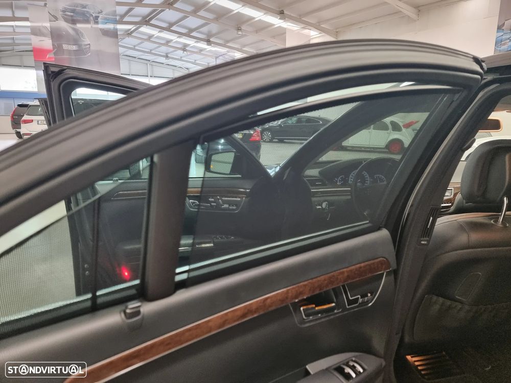 Mercedes-Benz S 250 CDI DPF BlueEFFICIENCY 7G-TRONIC - 41