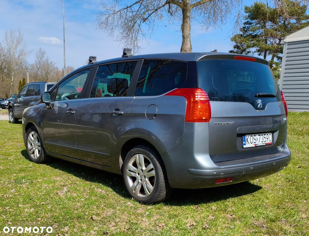 Peugeot 5008 2.0 HDi Family 7os - 2