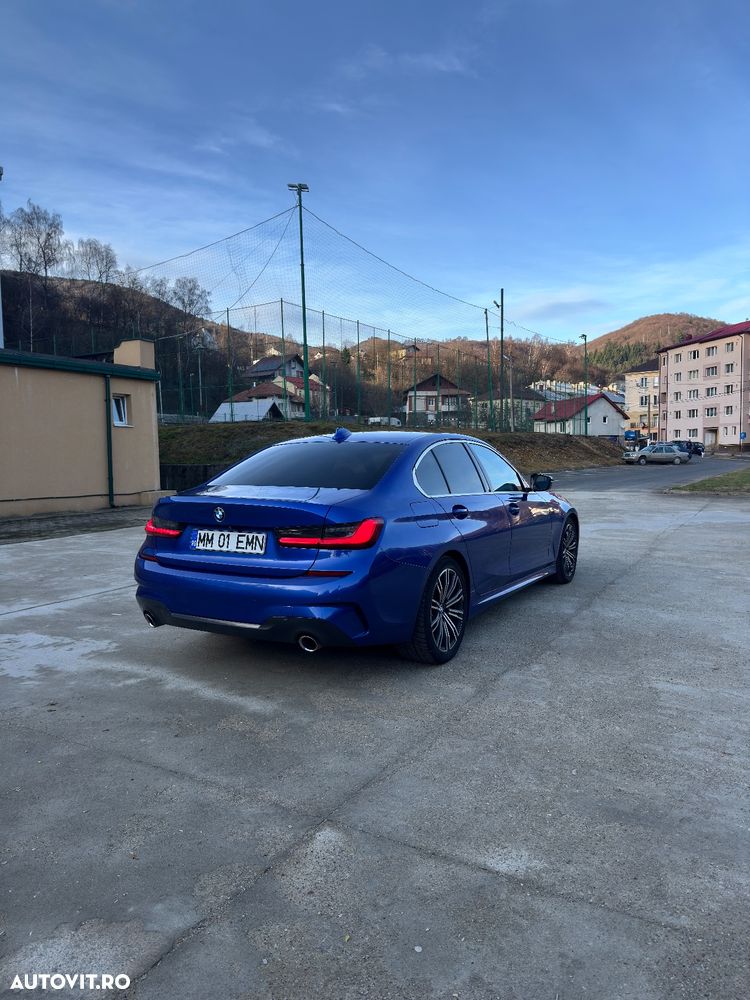 BMW Seria 3 320d Aut. M Sport - 9