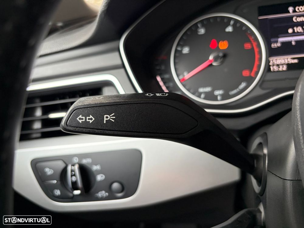Audi A4 2.0 TDI Sport S tronic - 15