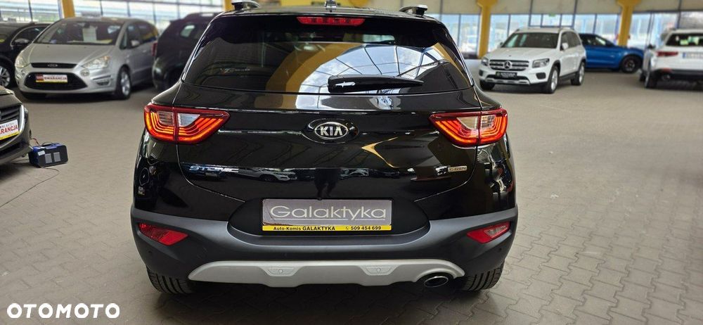 Kia Stonic - 8