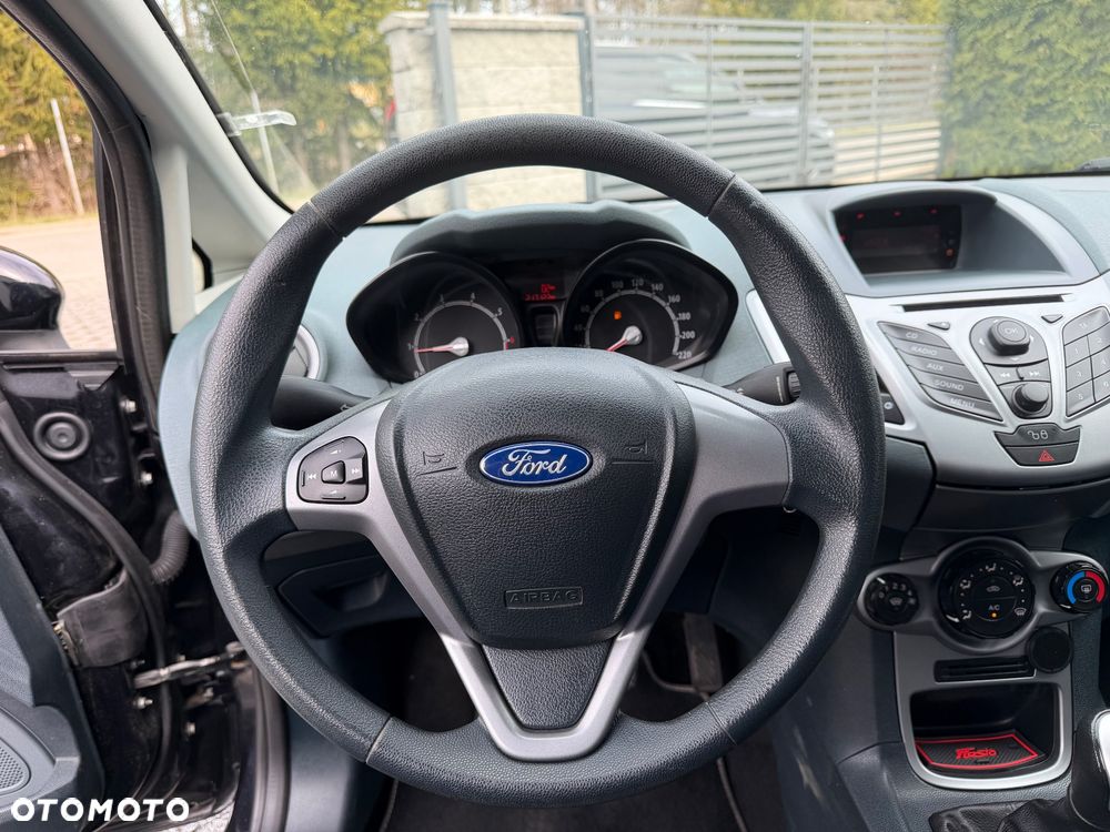 Ford Fiesta 1.25 Trend - 17