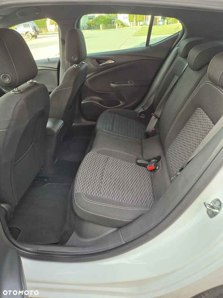 Opel Astra 1.4 Turbo Start/Stop Active - 14