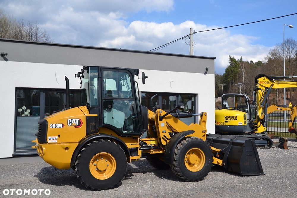Caterpillar 908 M - 11