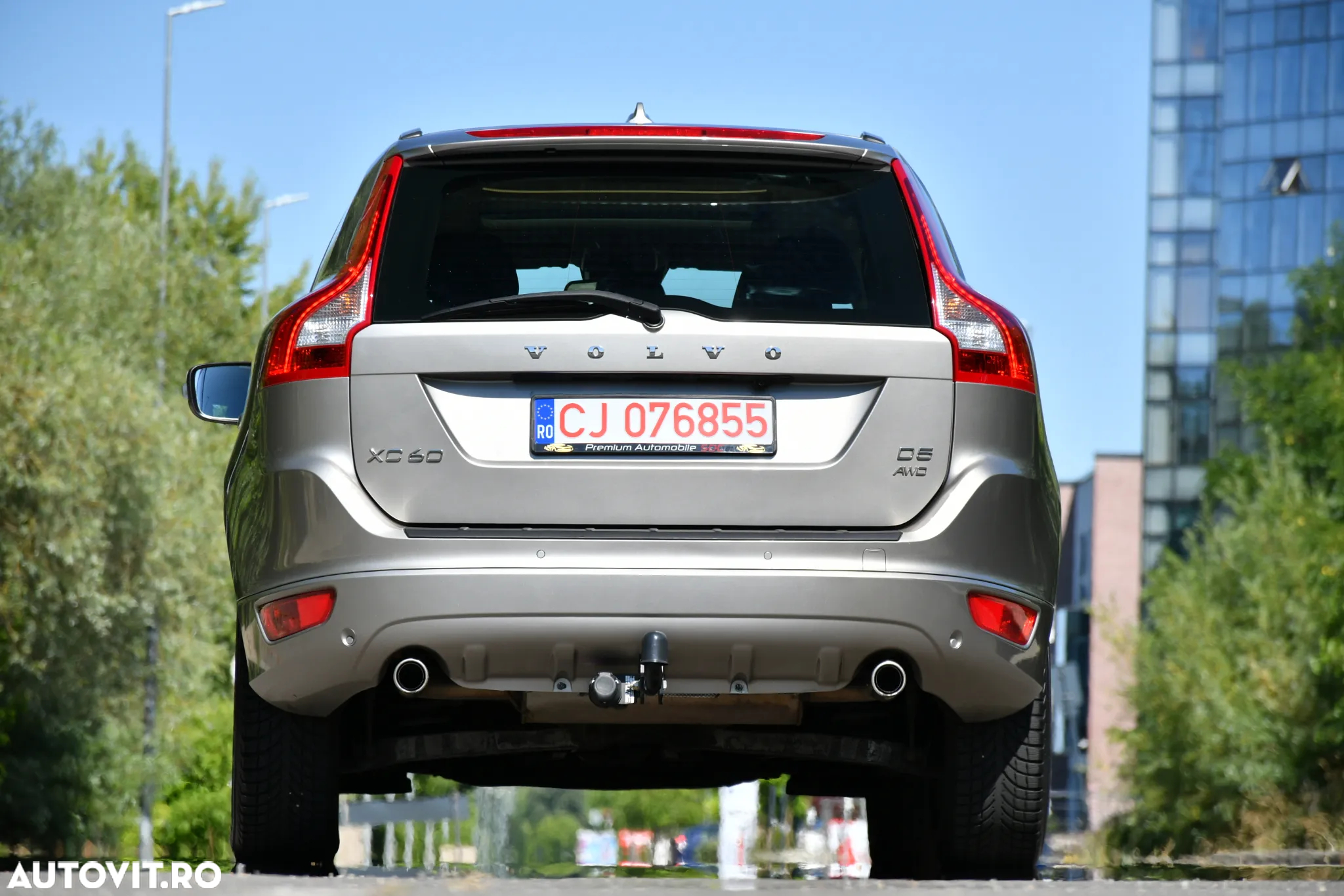 Volvo XC 60 D5 AWD Aut. Summum - 24