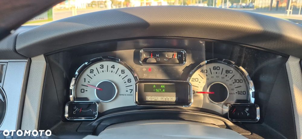 Ford Expedition 5.4 XLT 4WD - 11