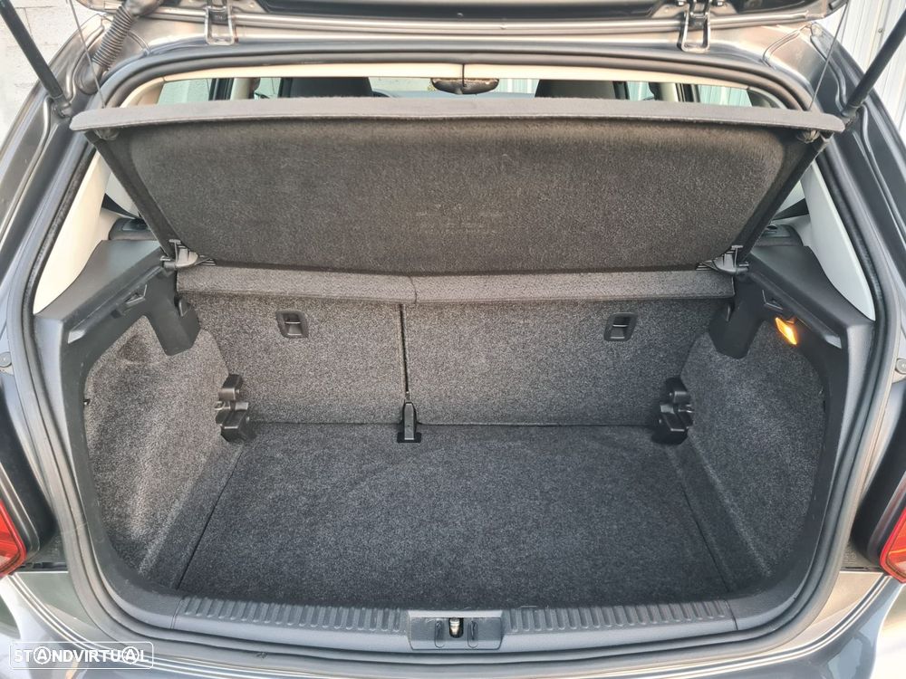 VW Polo 1.0 Confortline - 11